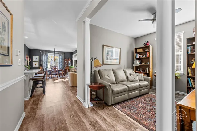 $380,000 | 320 Sussex Lane, North Aurora, IL 60542