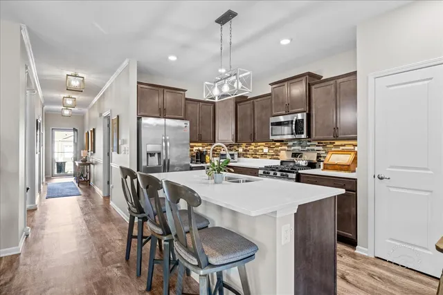 $380,000 | 320 Sussex Lane, North Aurora, IL 60542