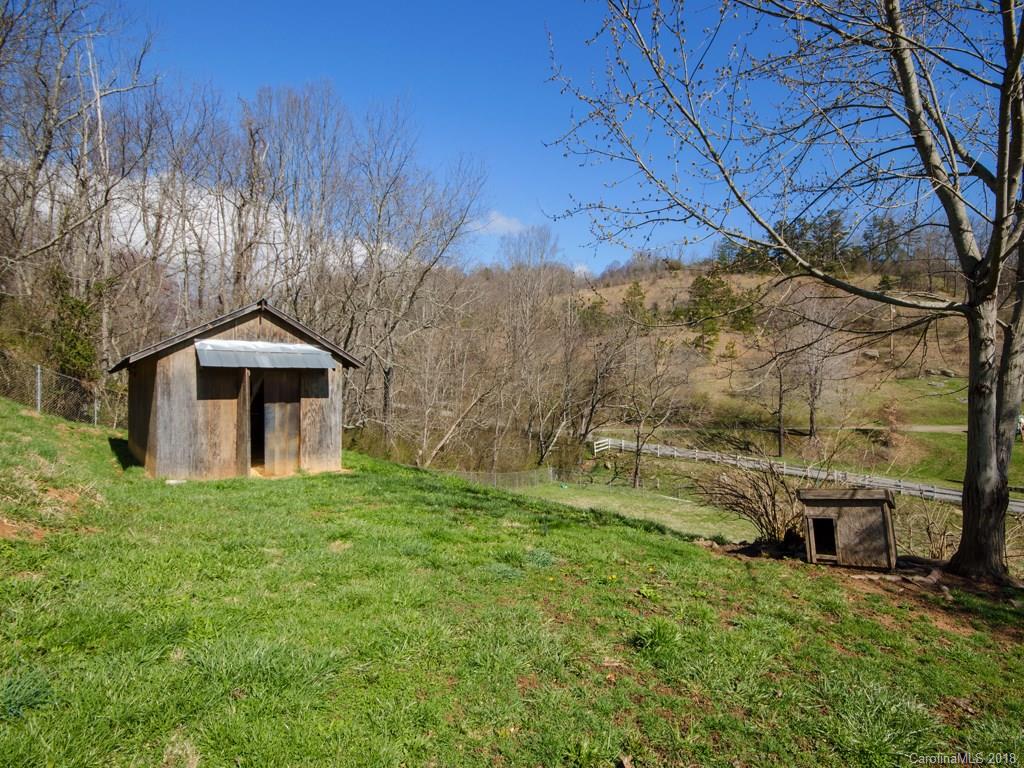 2461 Hyder Mountain Road Clyde, NC 28721 - Photo 16 of 24