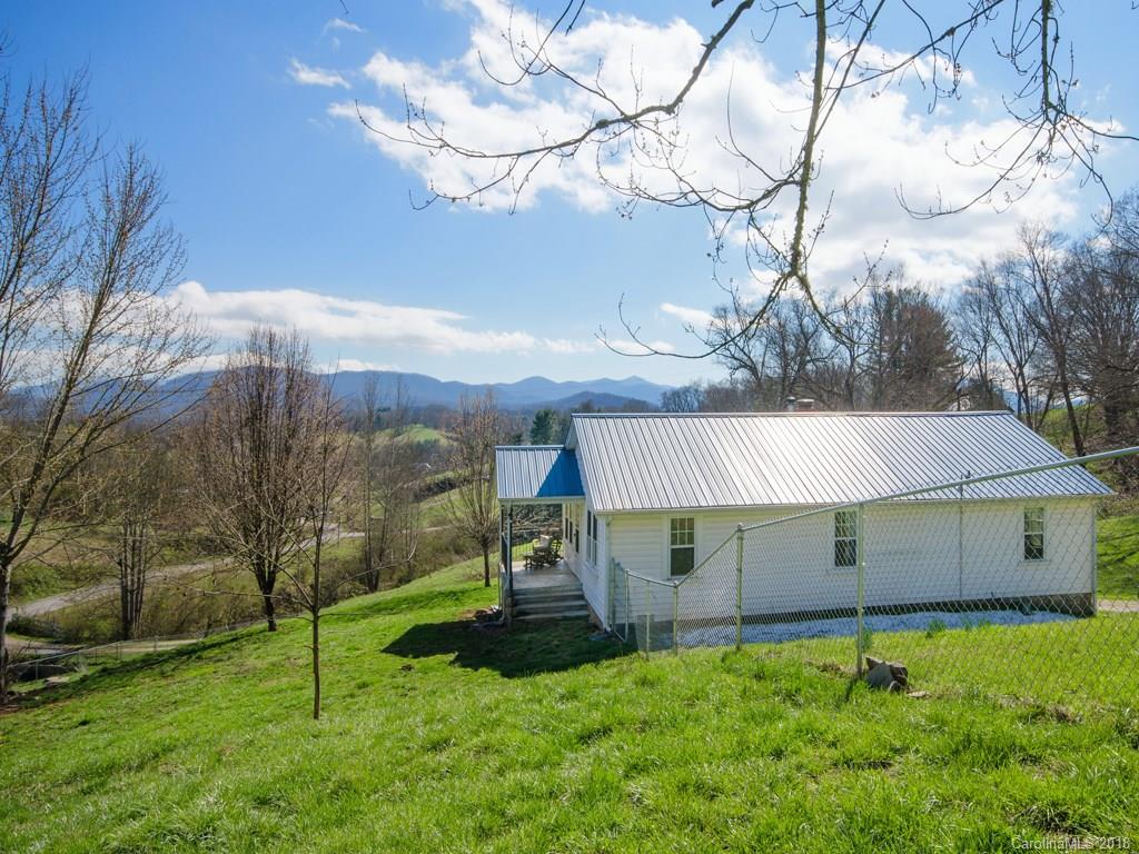 2461 Hyder Mountain Road Clyde, NC 28721 - Photo 3 of 24