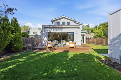 a view of outdoor space yard and patio