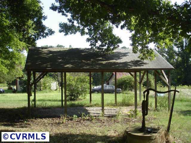6010 Slates Road Sutherland, VA 23885 - Photo 5 of 10 Other - 1 car carport