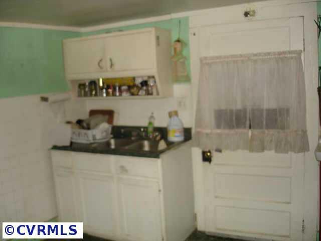 6010 Slates Road Sutherland, VA 23885 - Photo 6 of 10 Other - Kitchen