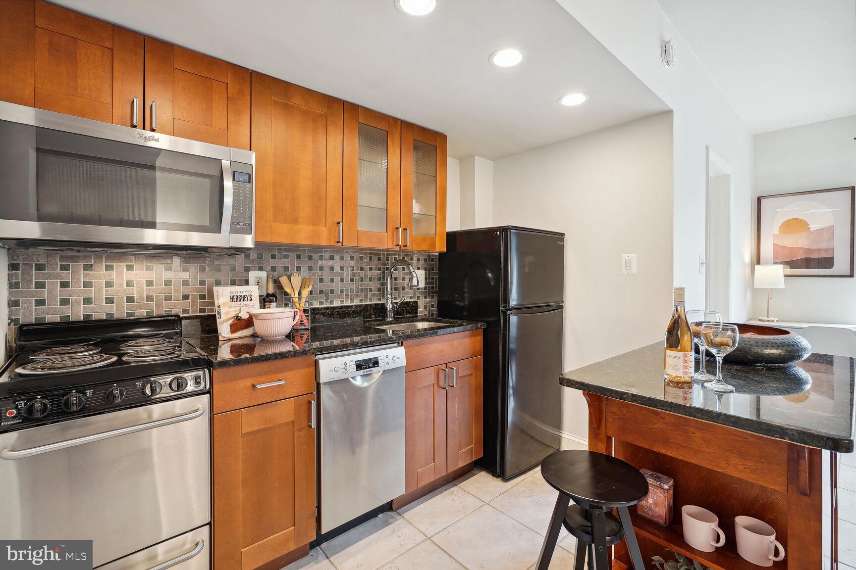 1701 16th Street Northwest, Unit 606 Washington, DC 20009 - Photo 6 of 32