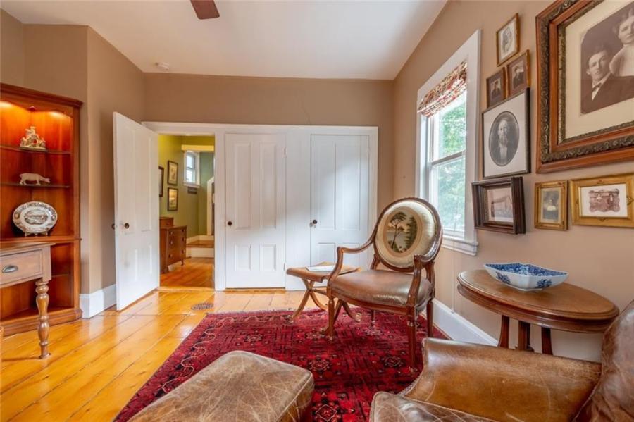 24 Hanover Street, Unit B Portland, ME 04101 - Photo 19 of 21 20181113140851231348000000-o