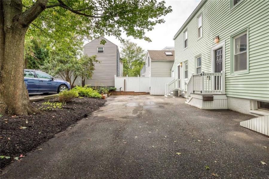 24 Hanover Street, Unit B Portland, ME 04101 - Photo 4 of 21 20181113140848263383000000-o