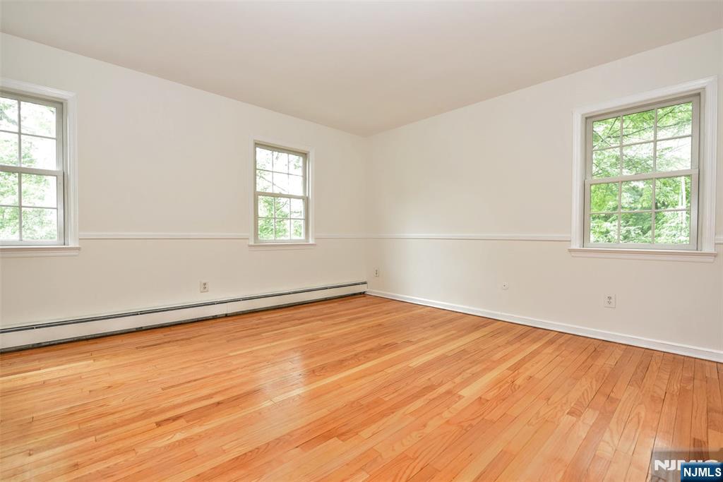 55 George Street Allendale, NJ 07401 - Photo 31 of 43