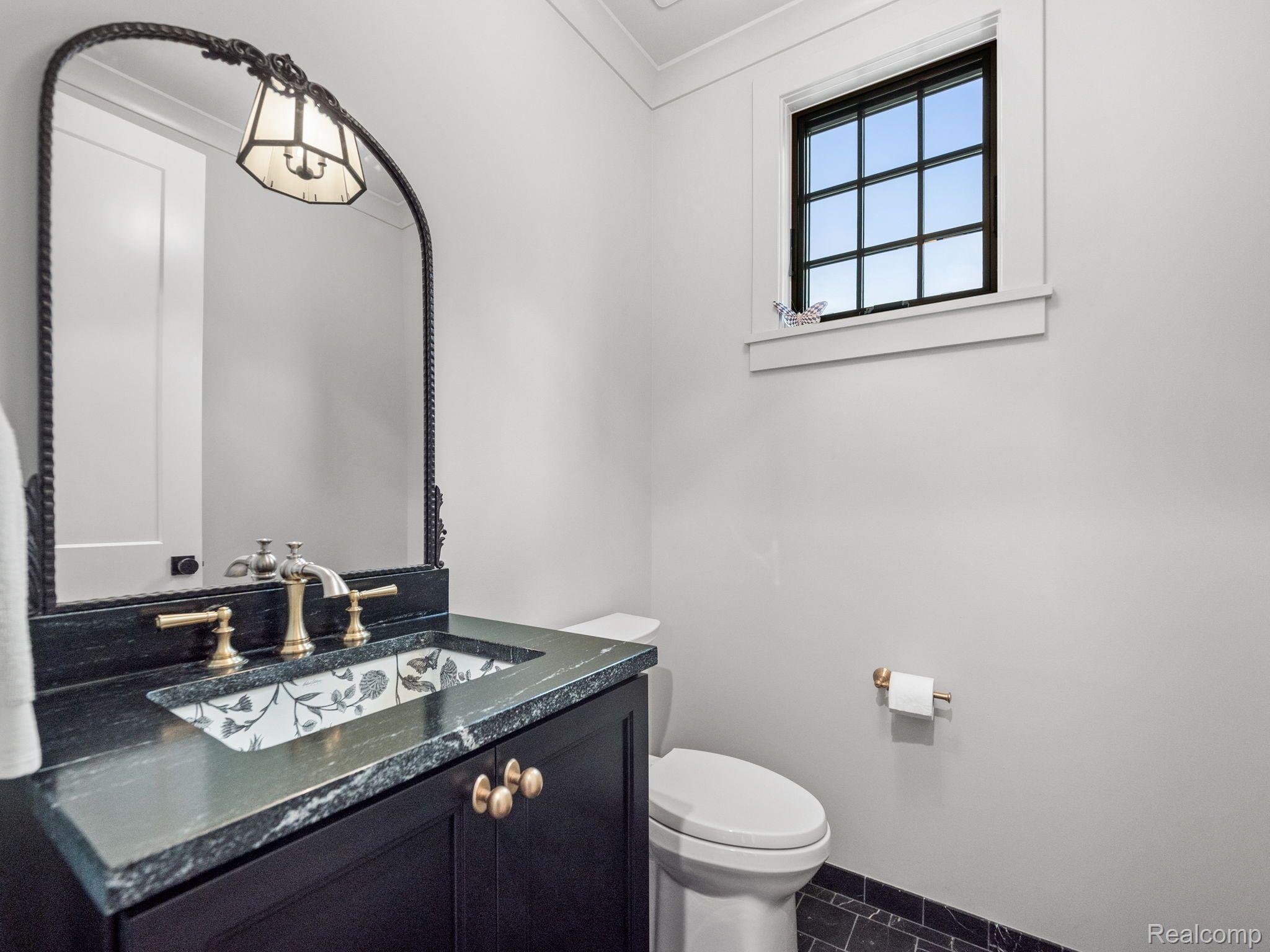 614 Ludlow Avenue Rochester, MI 48307 - Photo 33 of 74 Gallery Image 33