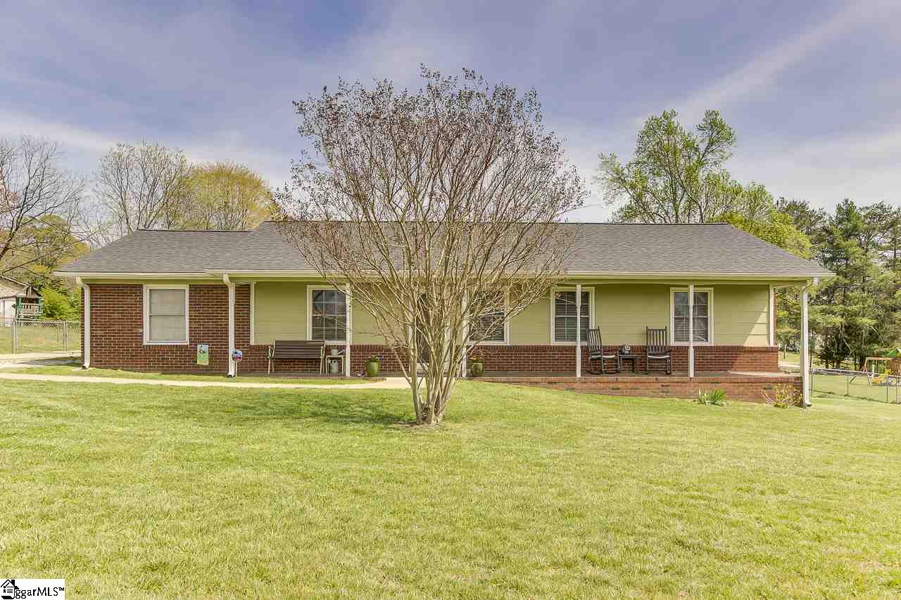 102 Ray Street Easley, SC 29640 - Photo 1 of 27 Gallery Image 1