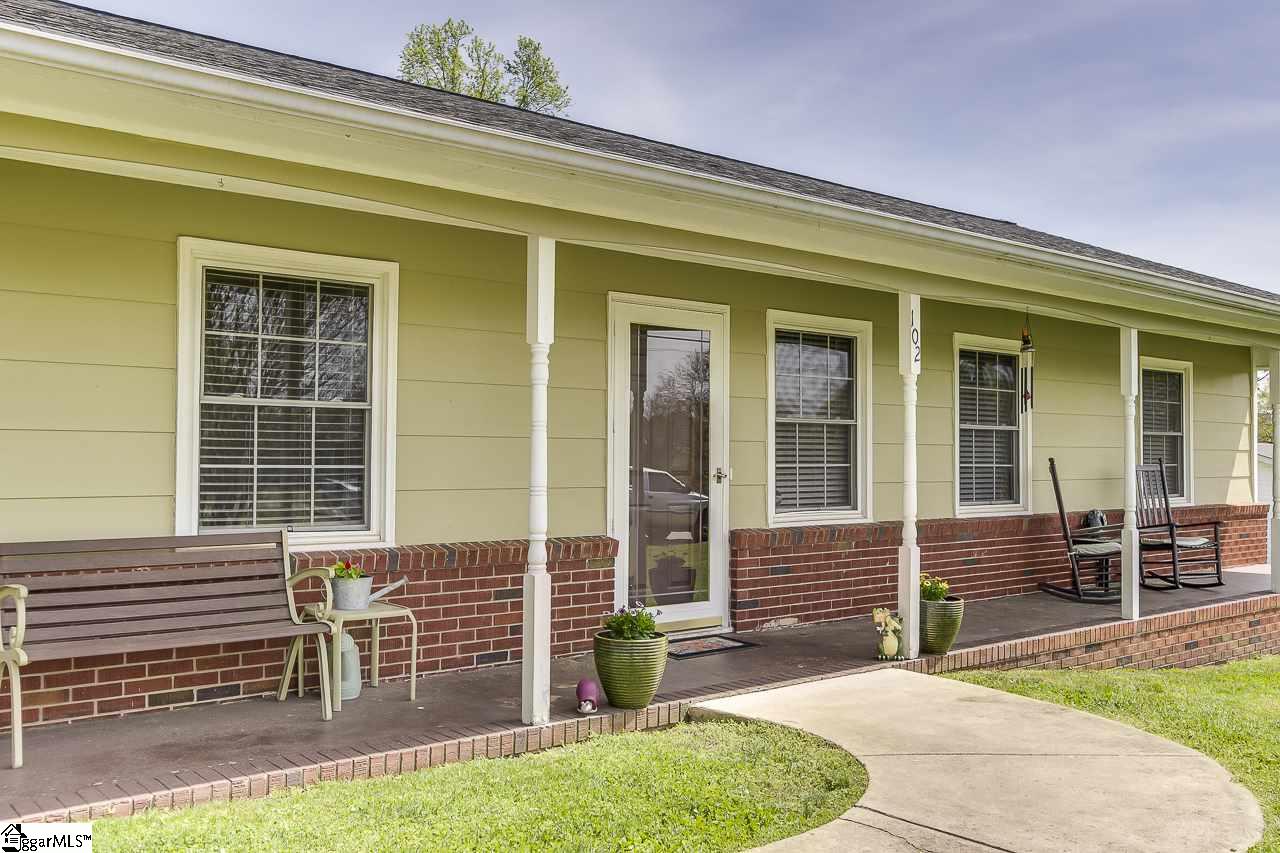 102 Ray Street Easley, SC 29640 - Photo 3 of 27 Gallery Image 3