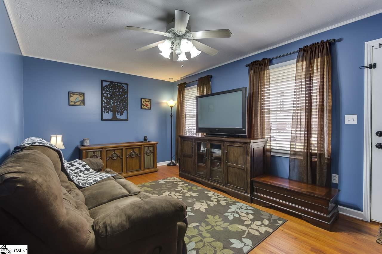 102 Ray Street Easley, SC 29640 - Photo 6 of 27 Gallery Image 6