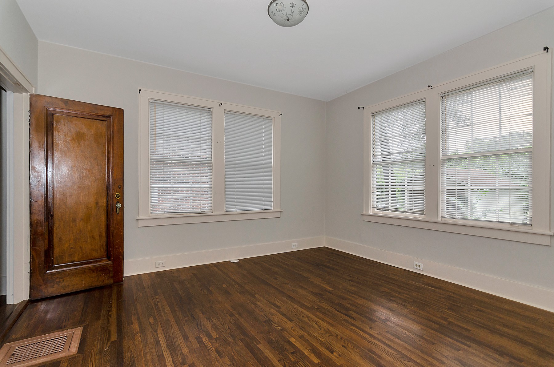 115 Cherokee Road Nashville, TN 37205 - Photo 19 of 36 a view of empty room with wooden floor and fan