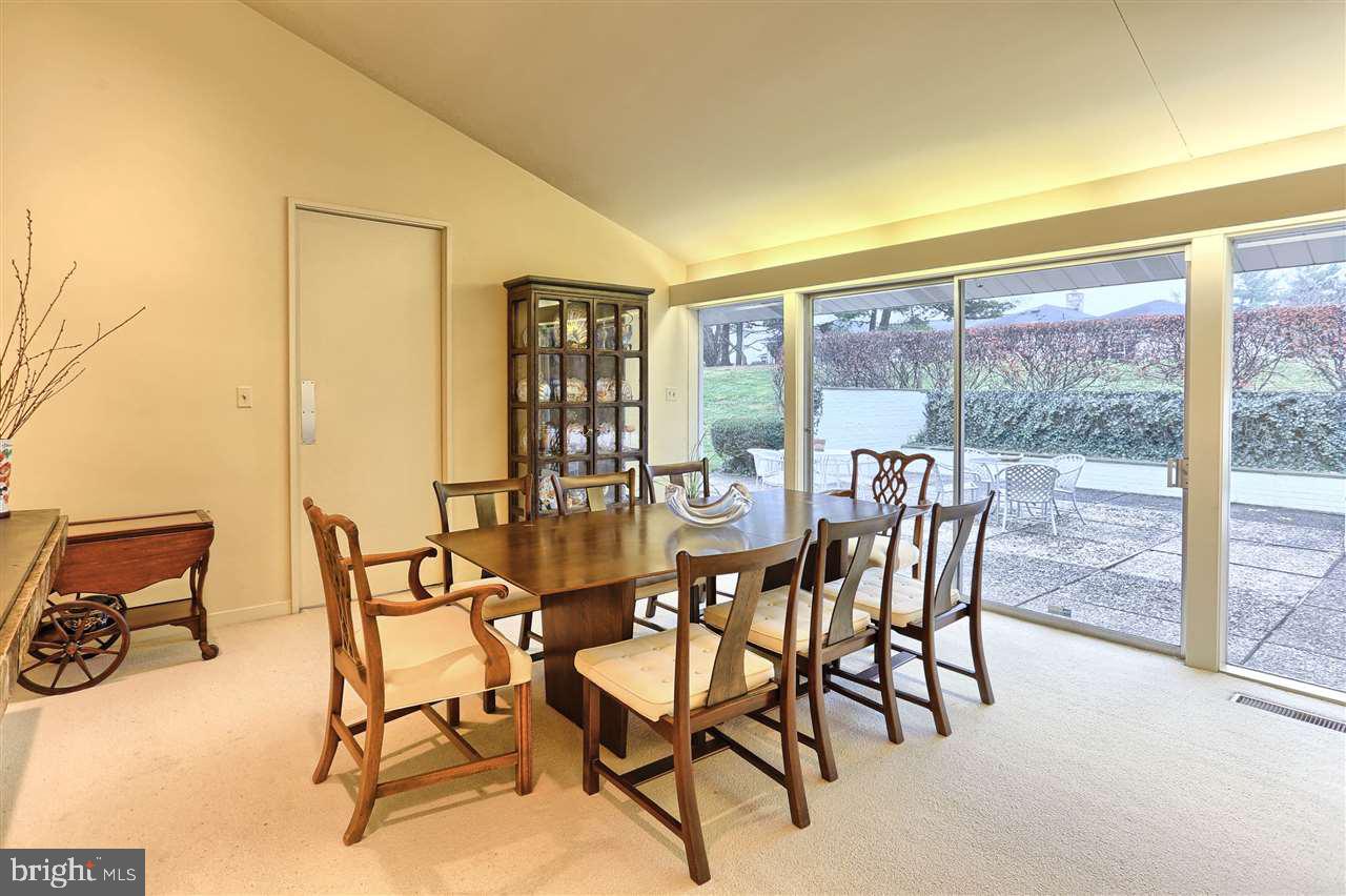 1609 Appletree Road Harrisburg, PA 17110 - Photo 4 of 25 Gallery Image 4