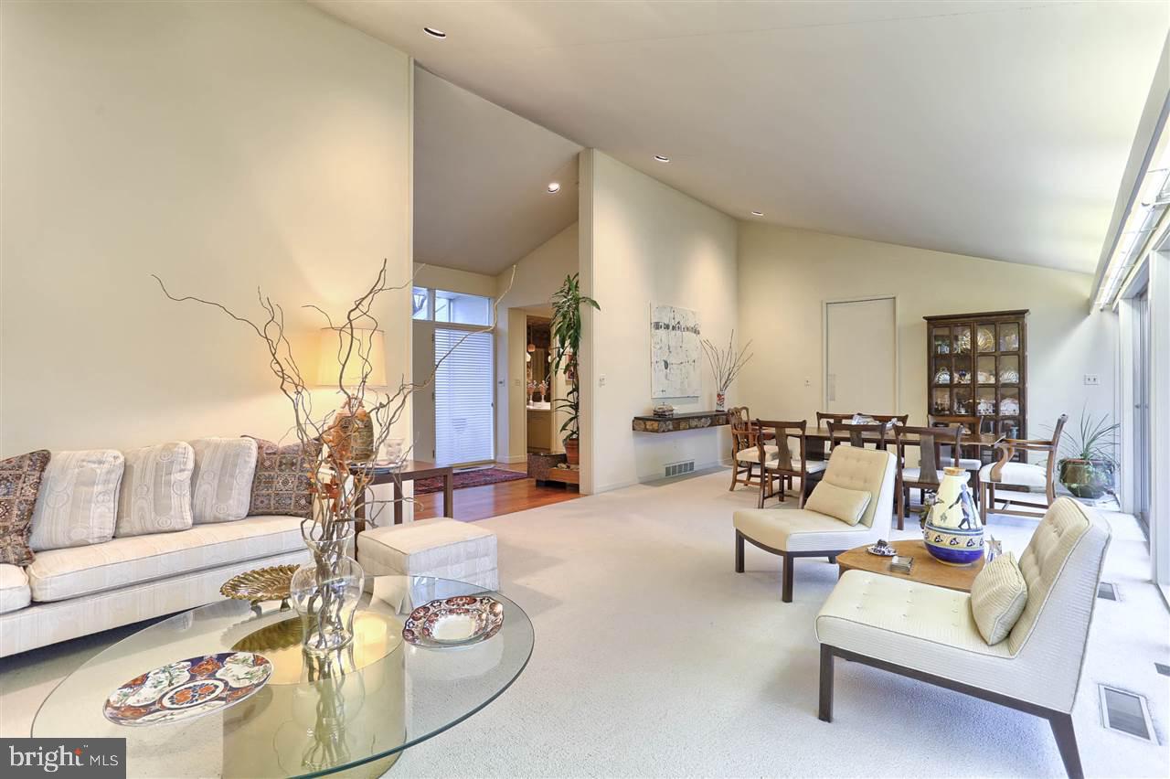 1609 Appletree Road Harrisburg, PA 17110 - Photo 7 of 25 Gallery Image 7