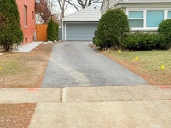 $4,000 | 6902 Lyons Street, Morton Grove, IL 60053