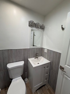 6902 Lyons Street Morton Grove, IL 60053 - Photo 18 of 35