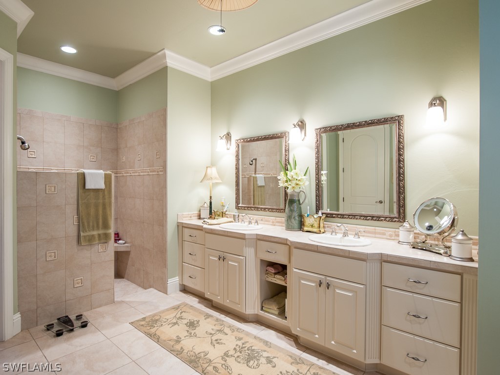 2282 Wulfert Road Sanibel, FL 33957 - Photo 25 of 35 Gallery Image 25