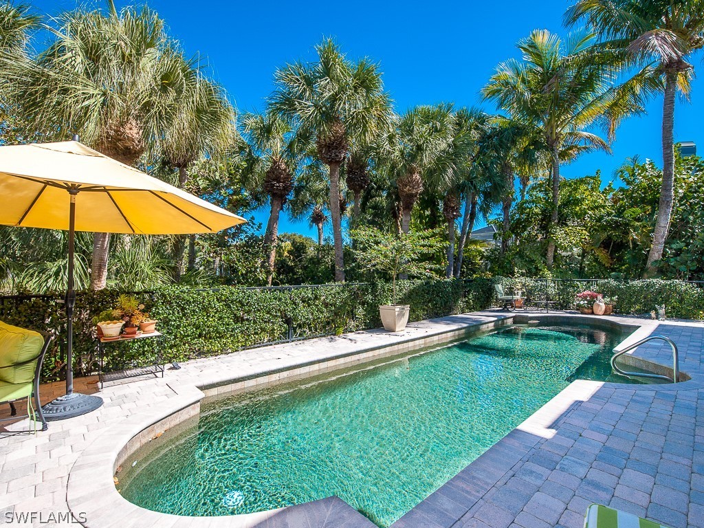 2282 Wulfert Road Sanibel, FL 33957 - Photo 33 of 35 Gallery Image 33