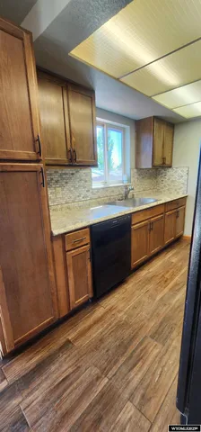 $279,900 | 210 Mountain Road, Rock Springs, WY 82901