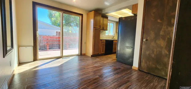 $279,900 | 210 Mountain Road, Rock Springs, WY 82901