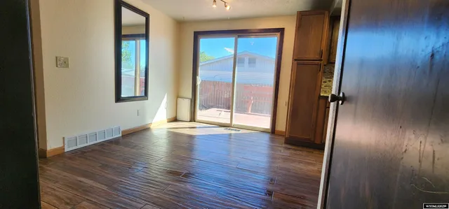 $279,900 | 210 Mountain Road, Rock Springs, WY 82901