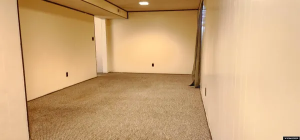 $274,900 | 210 Mountain Road, Rock Springs, WY 82901