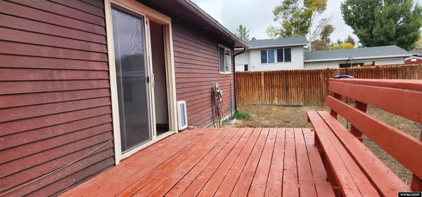 $274,900 | 210 Mountain Road, Rock Springs, WY 82901