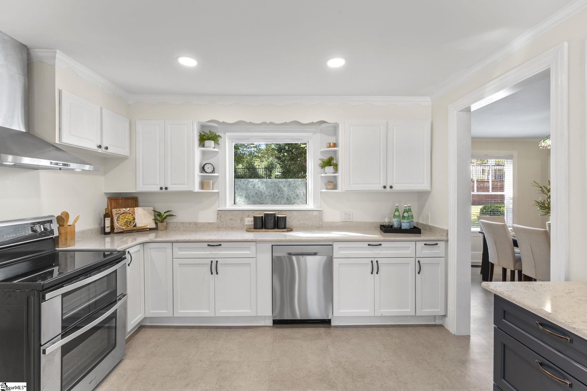 203 Brushy Creek Road Easley, SC 29642 - Photo 8 of 32