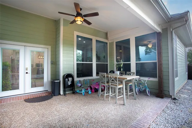 $599,000 | 804 Moose Hollow Lane, Euless, TX 76039