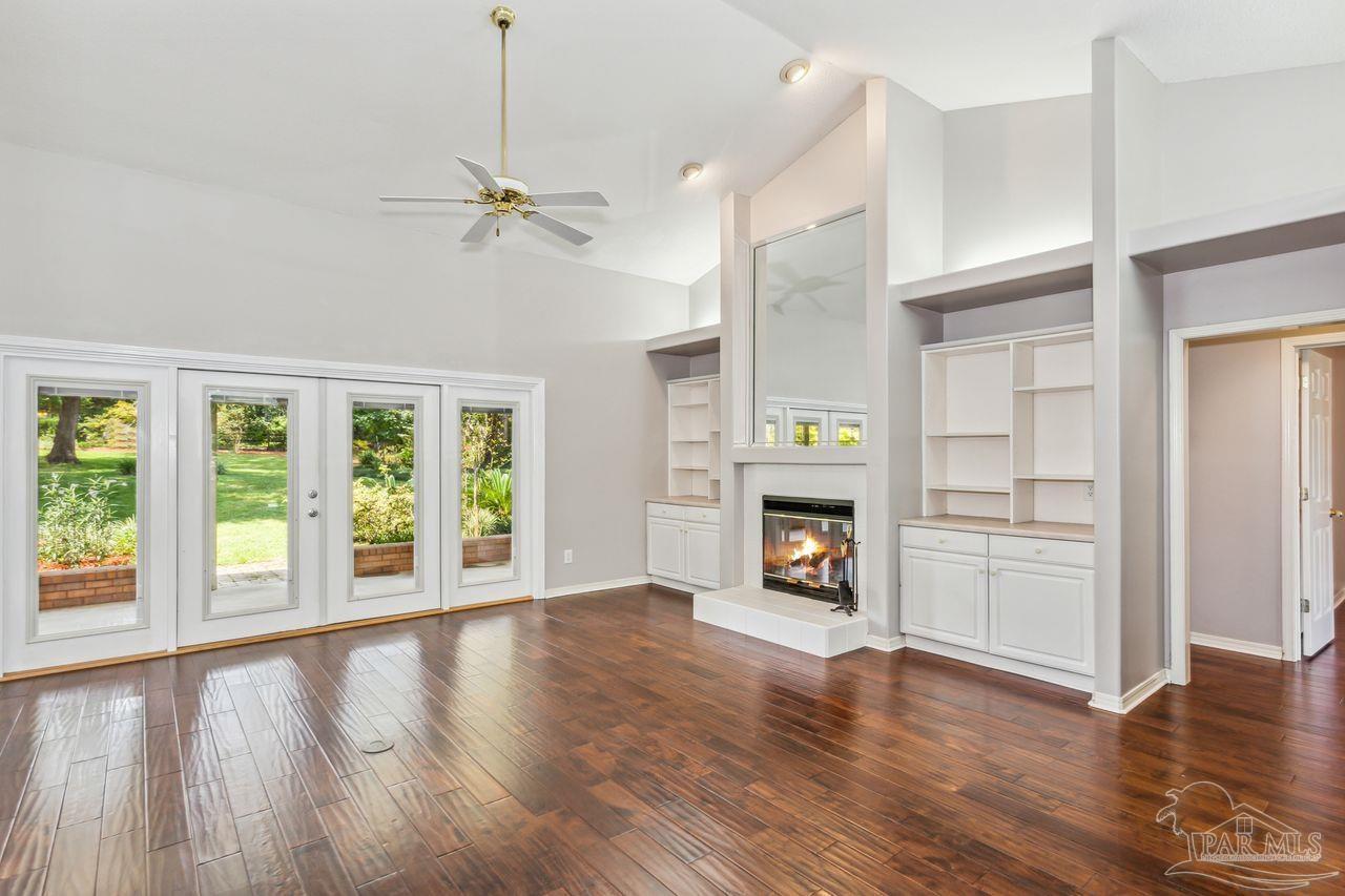 887 Lexington Road Pensacola, FL 32514 - Photo 8 of 44 Gallery Image 8