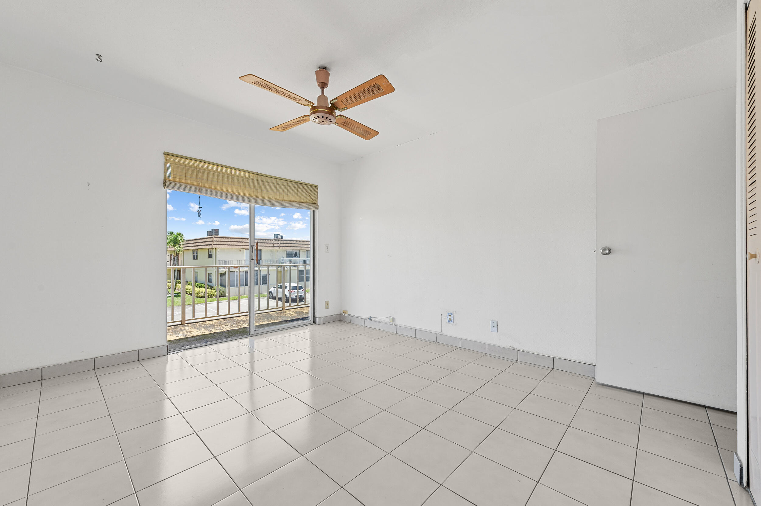 180 Saxony Circle Delray Beach, FL 33446 - Photo 23 of 60 dsc_7870