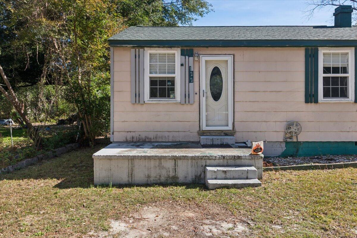 122 Kenmont Street Aiken, SC 29801 - Photo 4 of 20 04-Front Entry