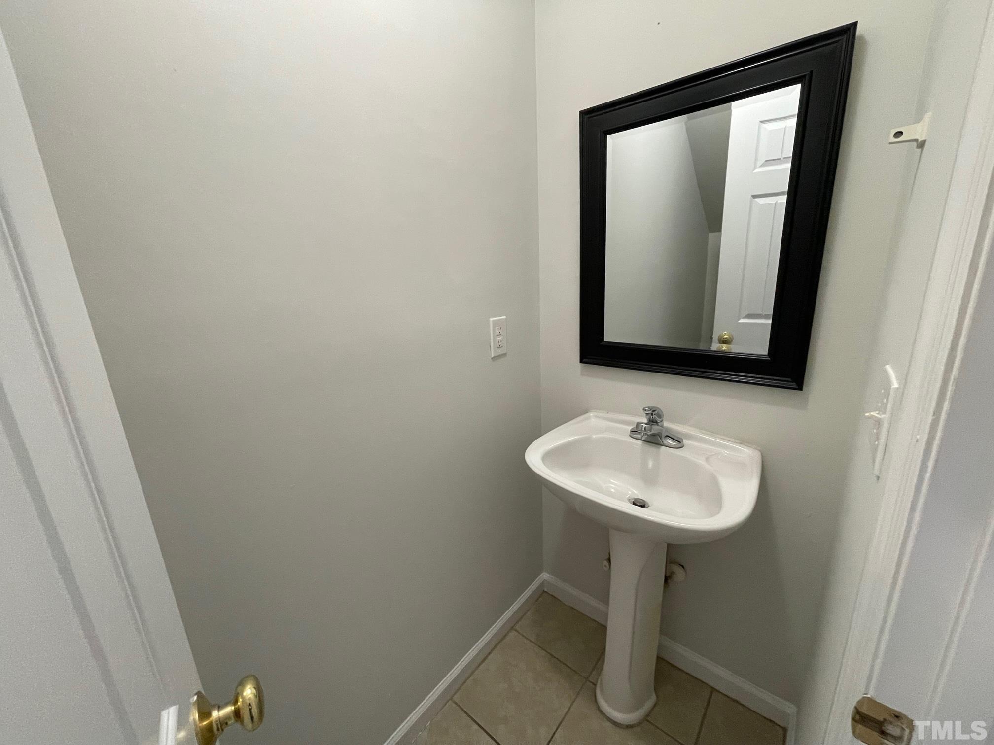 302 South Raleigh Street Angier, NC 27501 - Photo 10 of 19 Gallery Image 10
