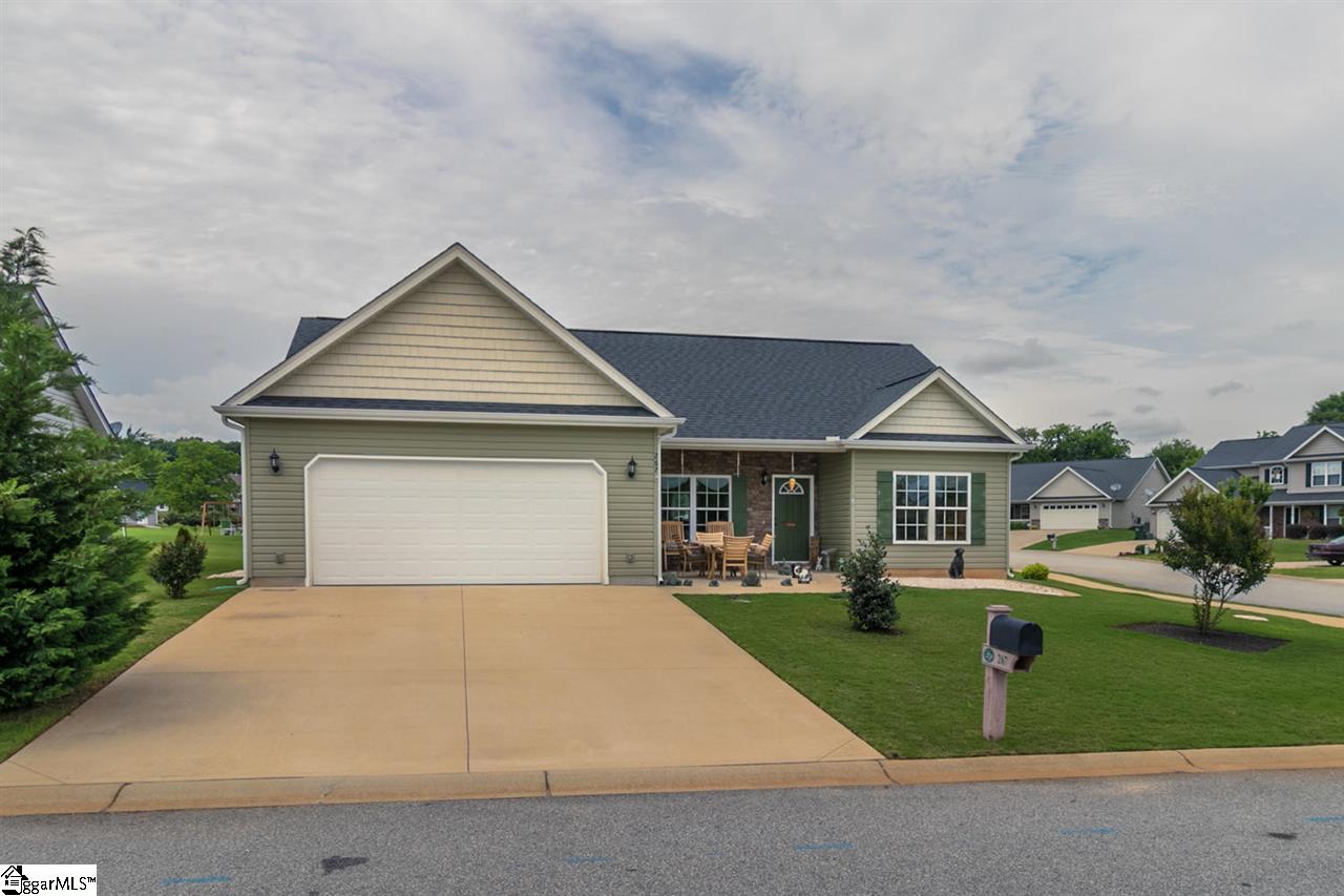 267 Sleepy River Road Simpsonville, SC 29681 - Photo 1 of 32 Gallery Image 1