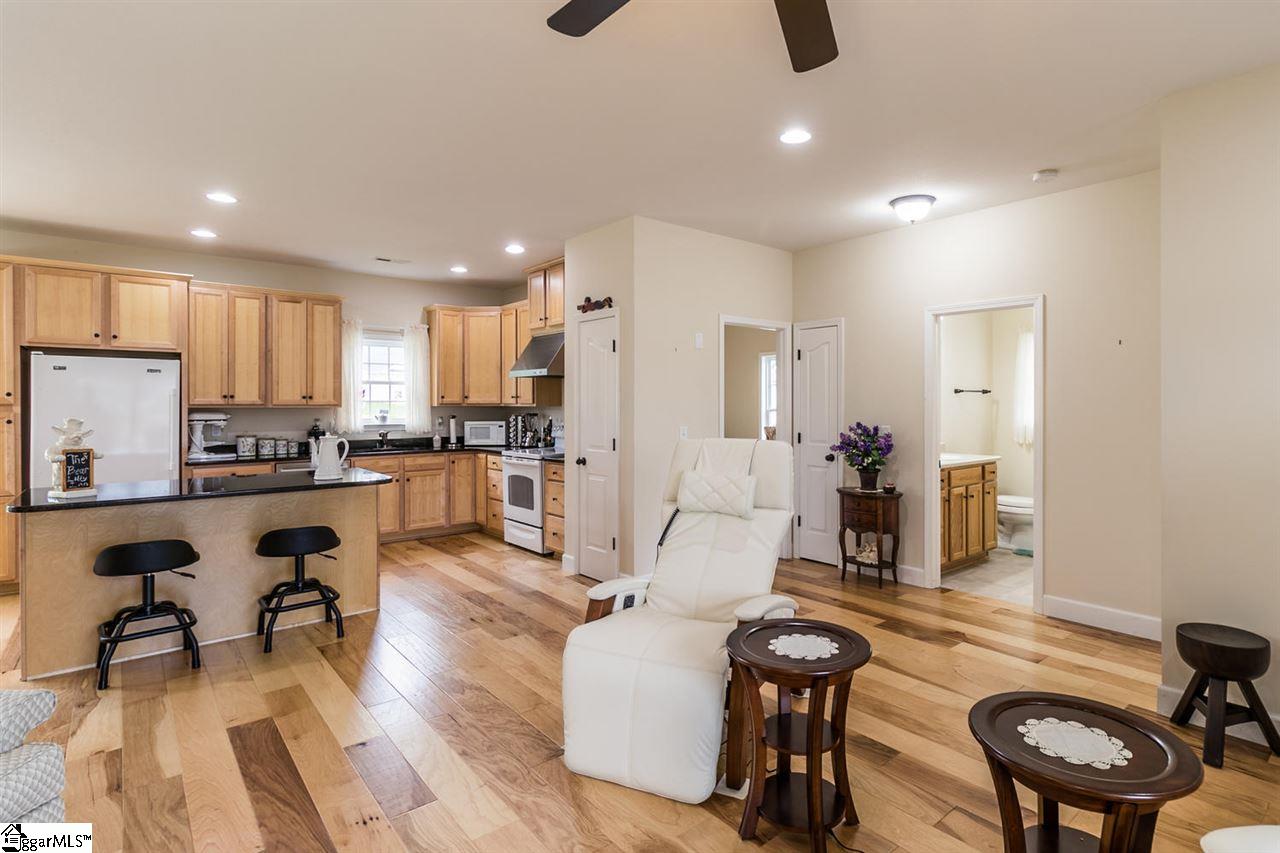 267 Sleepy River Road Simpsonville, SC 29681 - Photo 13 of 32 Gallery Image 13