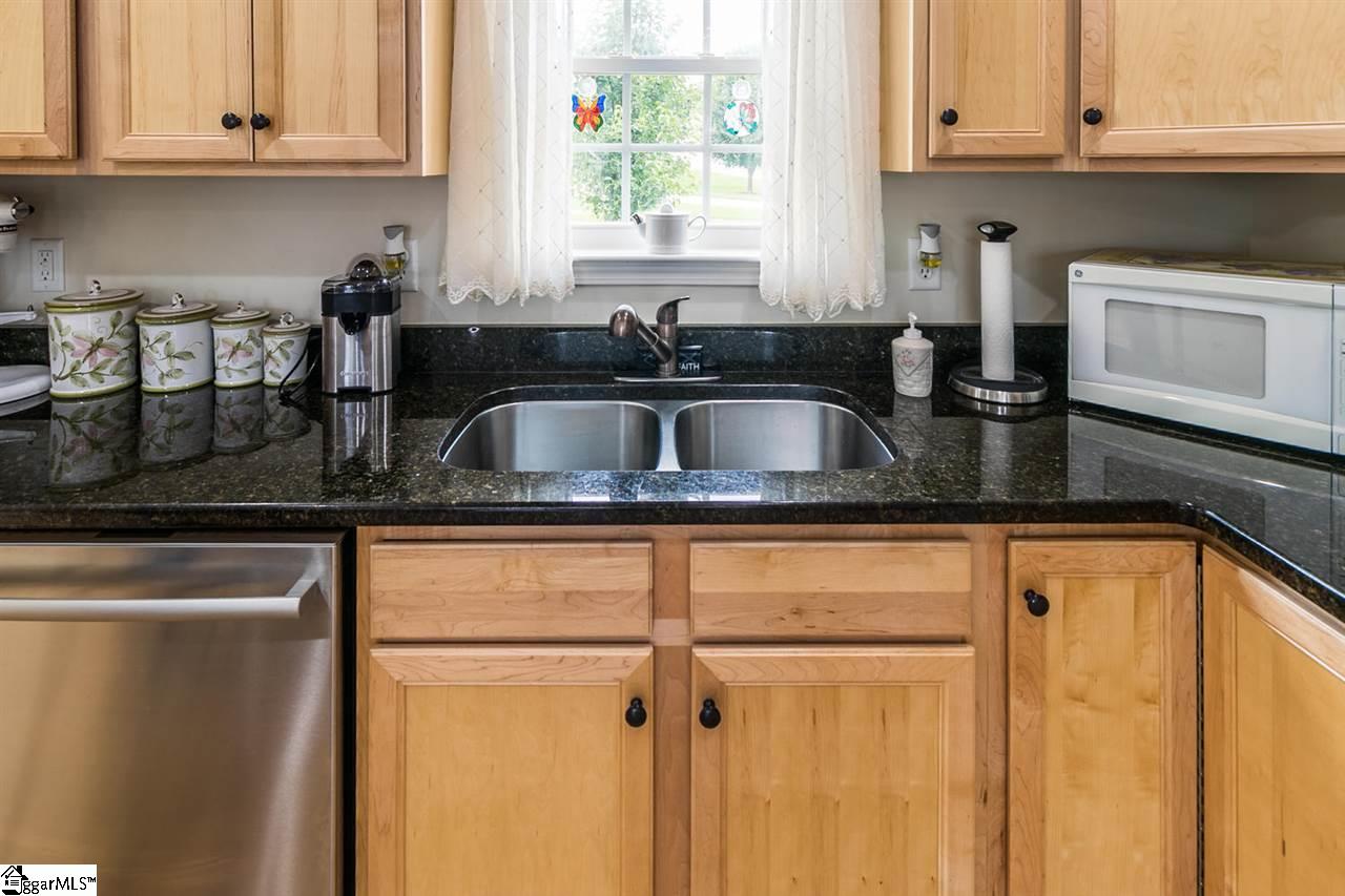 267 Sleepy River Road Simpsonville, SC 29681 - Photo 16 of 32 Gallery Image 16