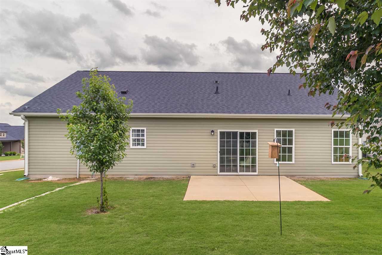 267 Sleepy River Road Simpsonville, SC 29681 - Photo 9 of 32 Gallery Image 9
