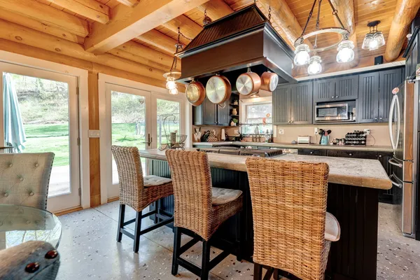 $694,900 | 204 Old Blue Hills Road, Durham, CT 06422