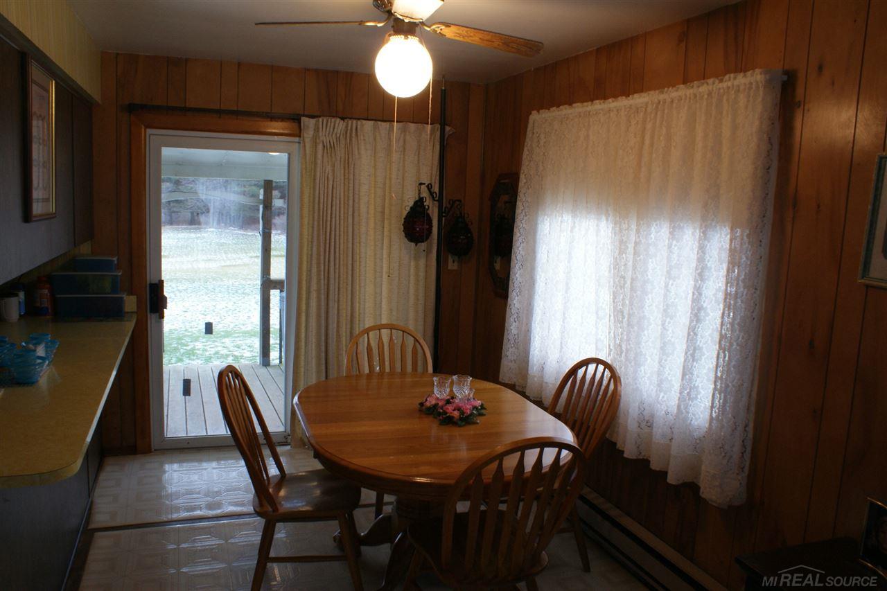 243 West Fremont Road Melvin, MI 48454 - Photo 5 of 15 31274810-4.JPG