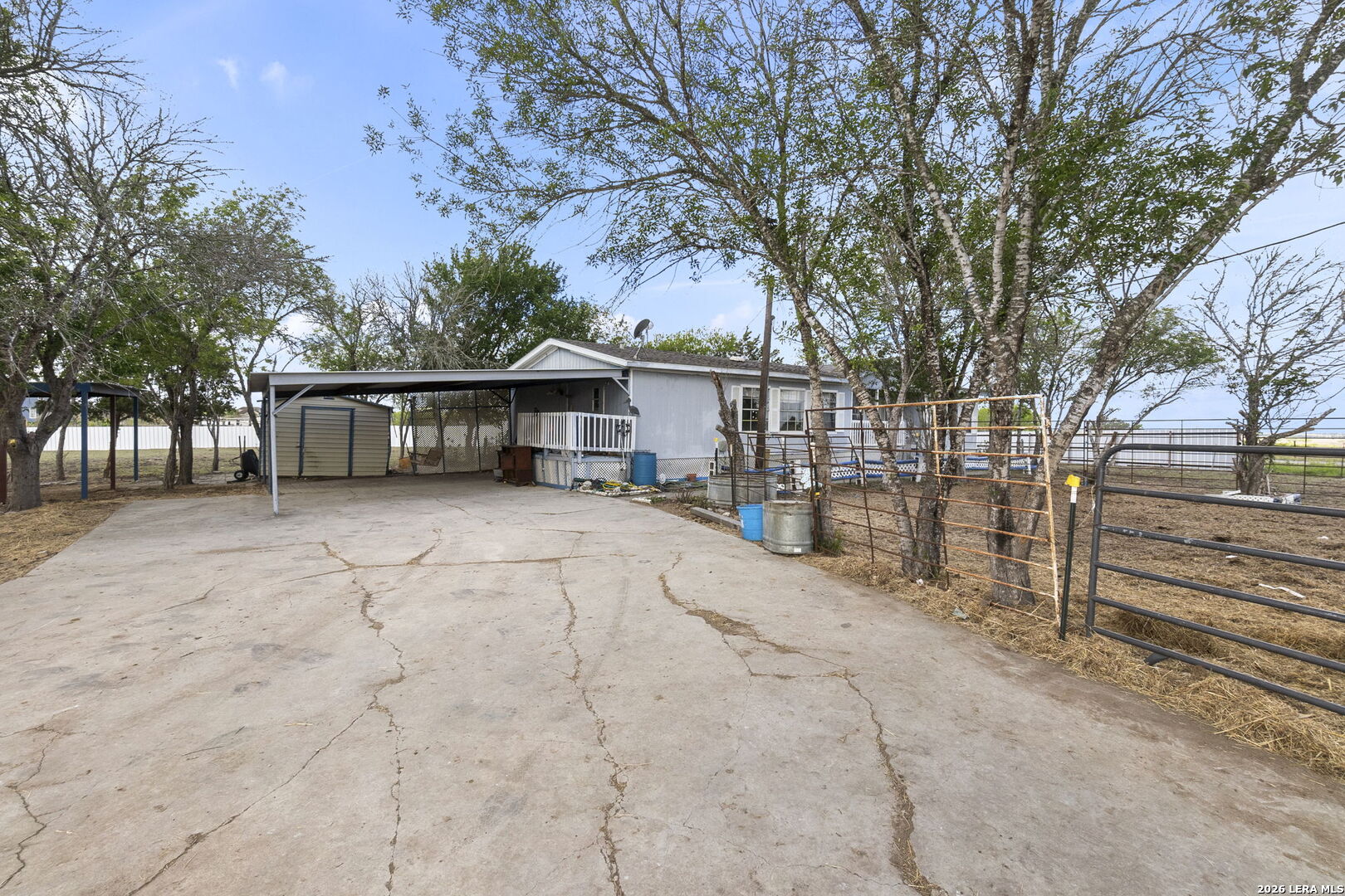 2490 Schwab Road Seguin, TX 78155 - Photo 10 of 18