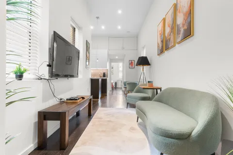 $515,000 | 86 Essex Street, Unit 2C, Jersey City, NJ 07302