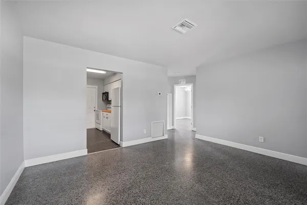 $1,650 | 4123 18th Place, Unit 4123, Vero Beach, FL 32960