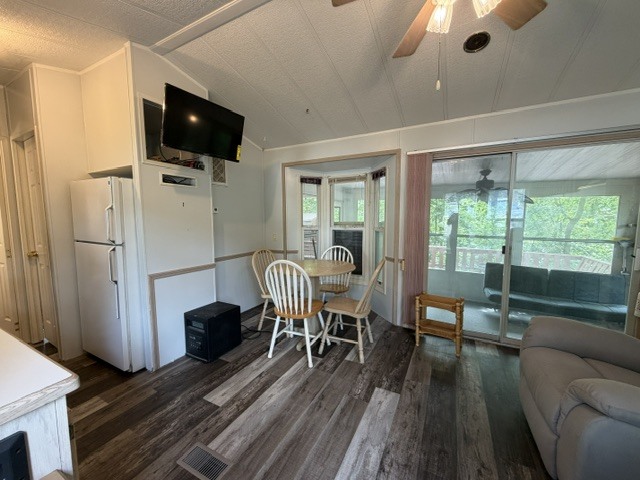 2795 East 28th Road Marseilles, IL 61341 - Photo 6 of 65