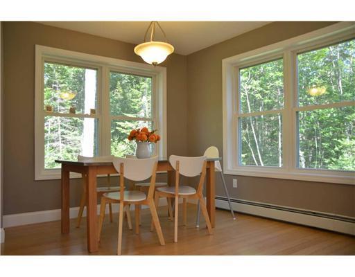 48 Litchfield Road Freeport, ME 04032 - Photo 9 of 25 Dining Room.