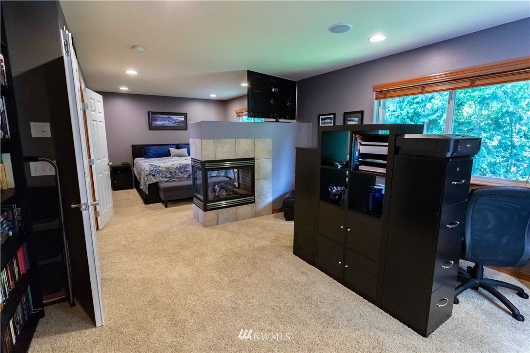18727 13th Drive Southeast Bothell, WA 98012 - Photo 17 of 25 Gallery Image 17