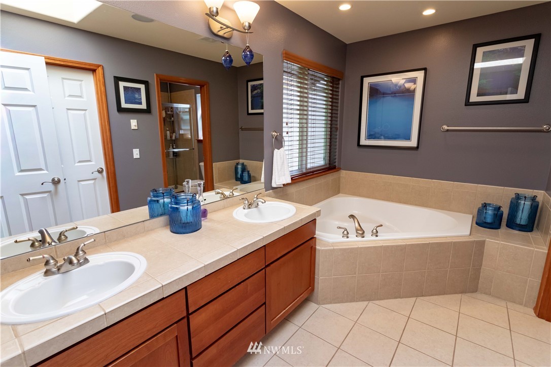 18727 13th Drive Southeast Bothell, WA 98012 - Photo 19 of 25 Gallery Image 19