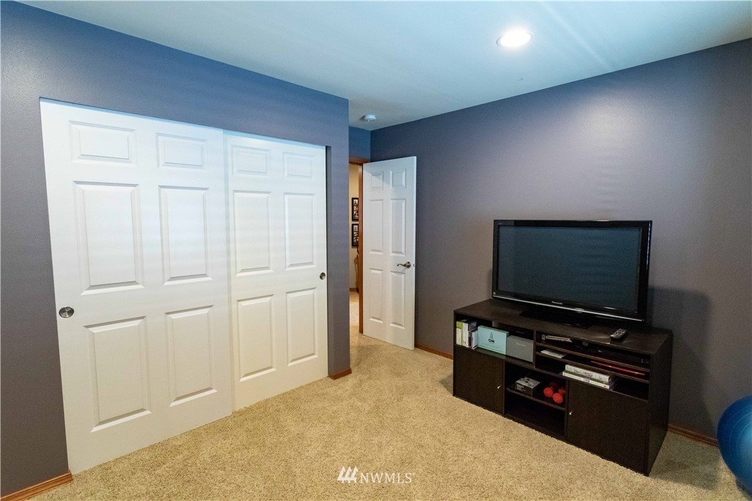18727 13th Drive Southeast Bothell, WA 98012 - Photo 24 of 25 Gallery Image 24