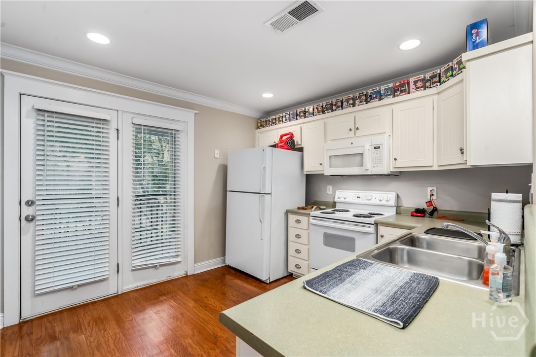660 South Barnett Shoals Road, Unit 421 Athens, GA 30605 - Photo 16 of 30