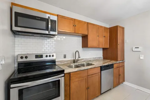 $460,000 | 20 Amherst Street, Unit B, Charleston, SC 29403