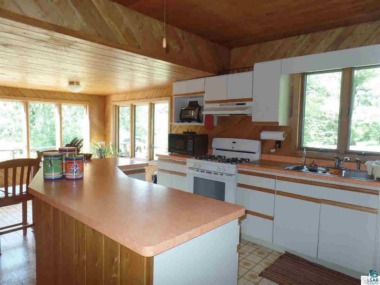 3401 County Road East South Range, WI 54874 - Photo 3 of 17 Gallery Image 3